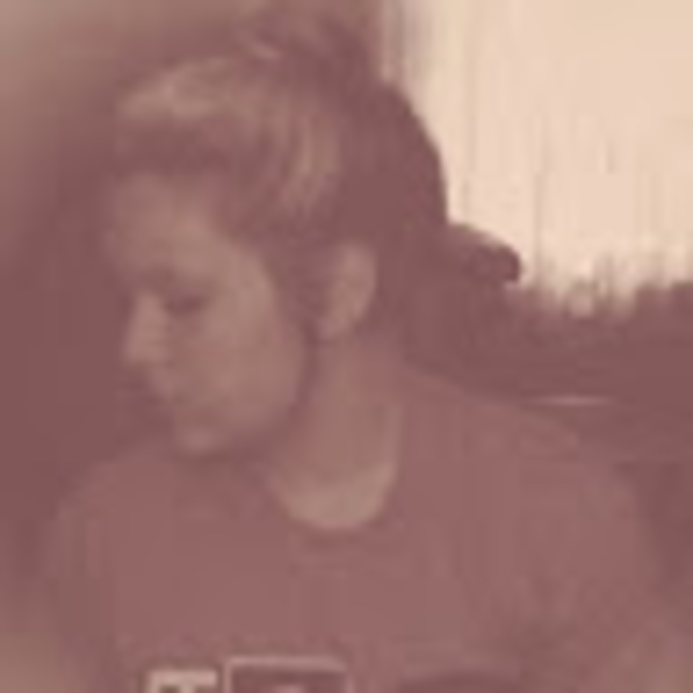 Meet your Posher, Brittney